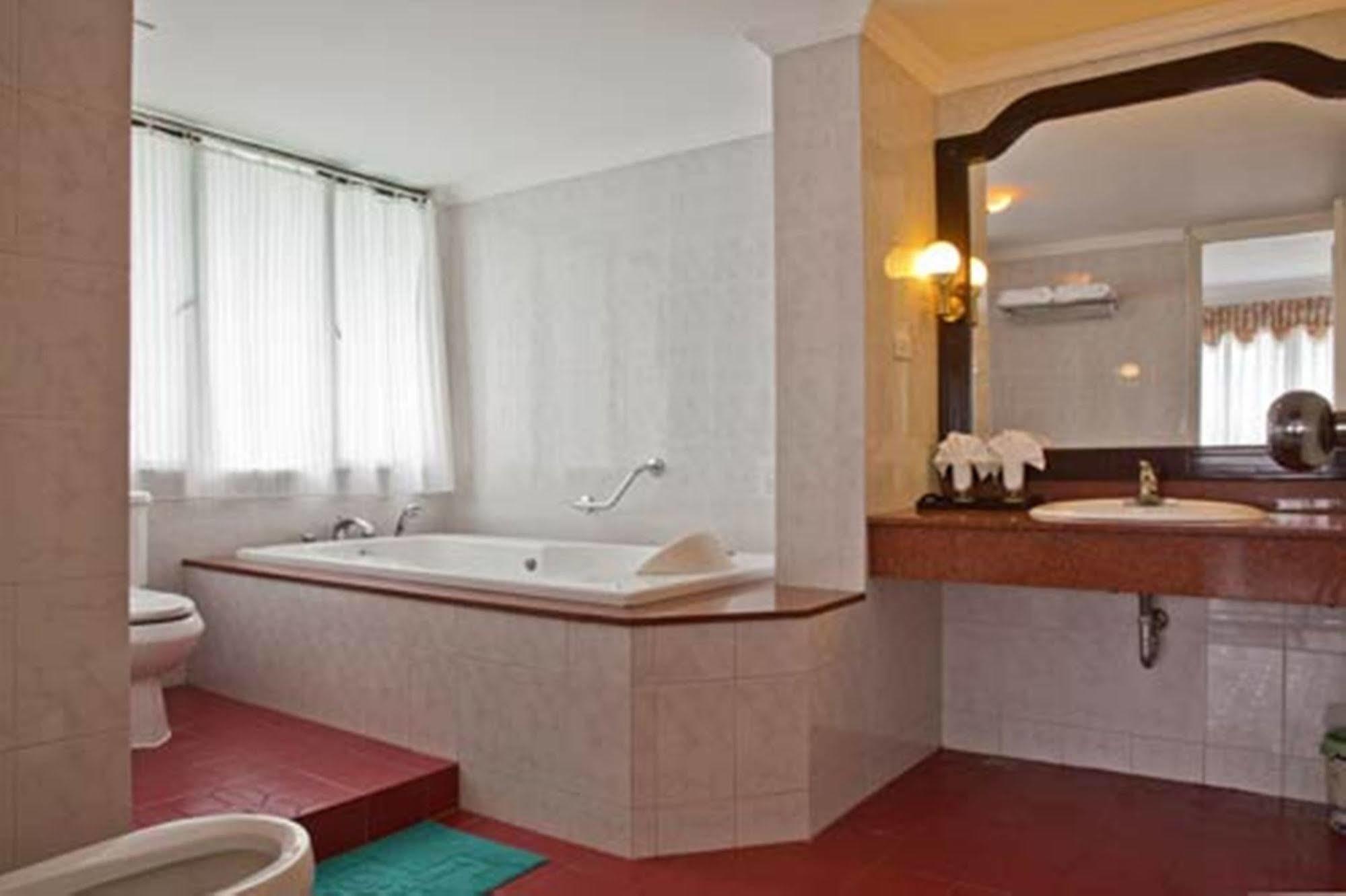 Green Park Hotel Hanoj Exteriér fotografie